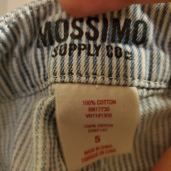 White distressed jean short shorts size 5 - Picture 3 of 3